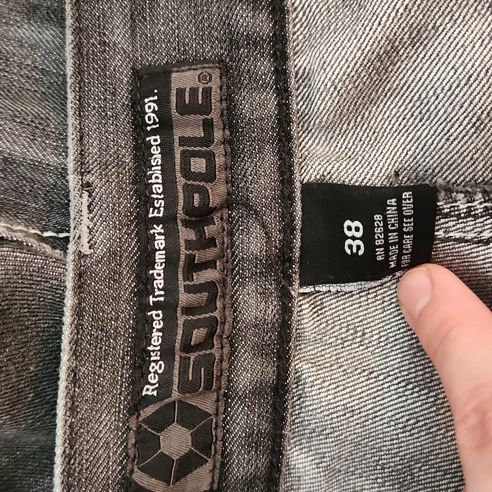 Gray South Pole Men's Shorts - Picture 2 of 12